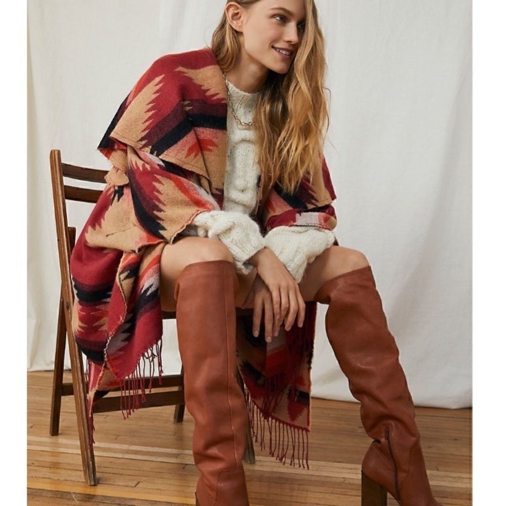 FREE PEOPLE
Crossroads Oversized Poncho In Garnet